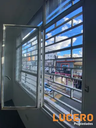 OFICINA EN ALQUILER EN EL CENTRO DE MORÓN foto 3