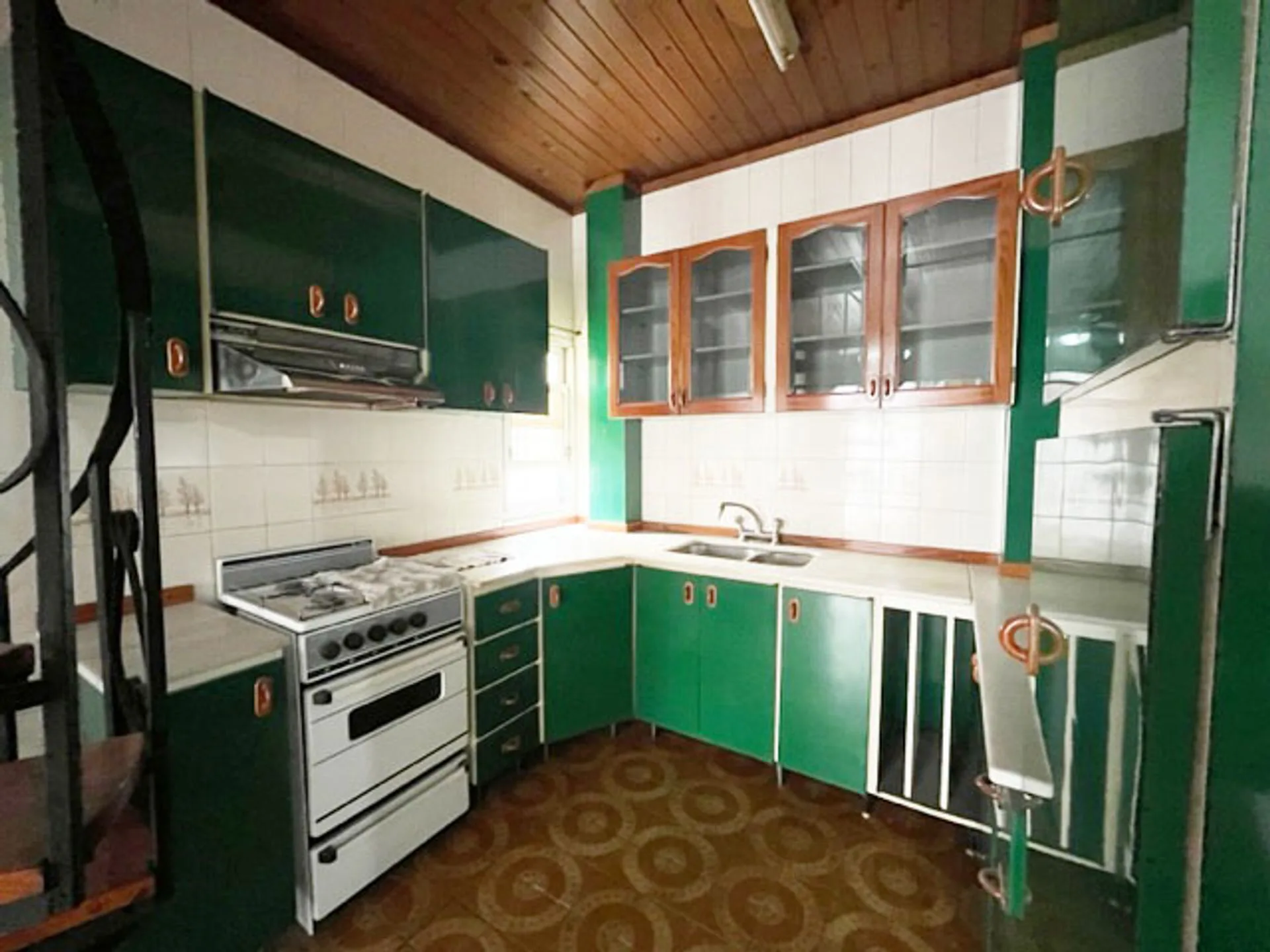 VENTA DE PH 4 AMBIENTES CON QUINCHO Y TERRAZA. foto 2