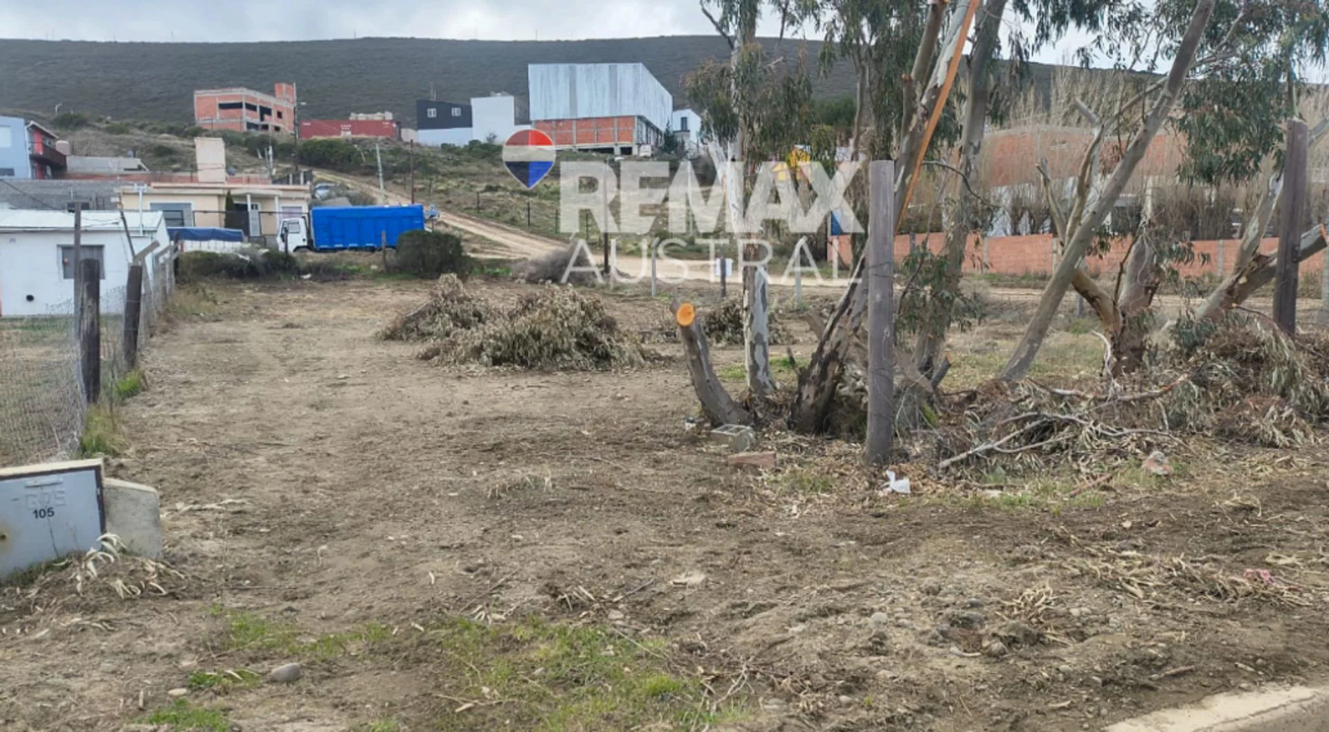 LOTE ESQUINA DE CALLE EN CALLE  B°CORDÓN FORESTAL foto 4