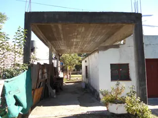 Casa 2 ambientes en venta en William Morris. foto 2