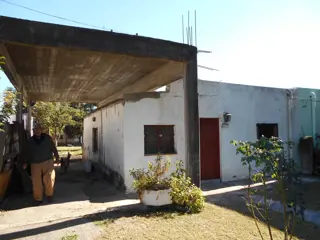 Casa 2 ambientes en venta en William Morris. foto 3