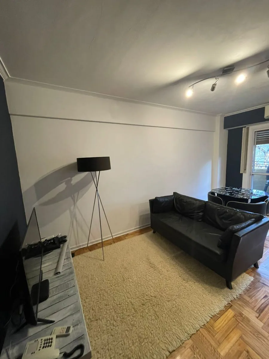 VENTA DEPTO 2 amb - con balcon - Colegiales foto 3