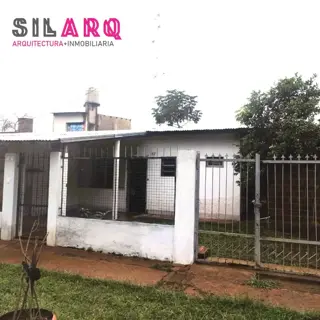 OPORTUNIDAD, CASA DE DOS DORMITORIOS EN VENTA, BARRIO YACYRETA foto 2