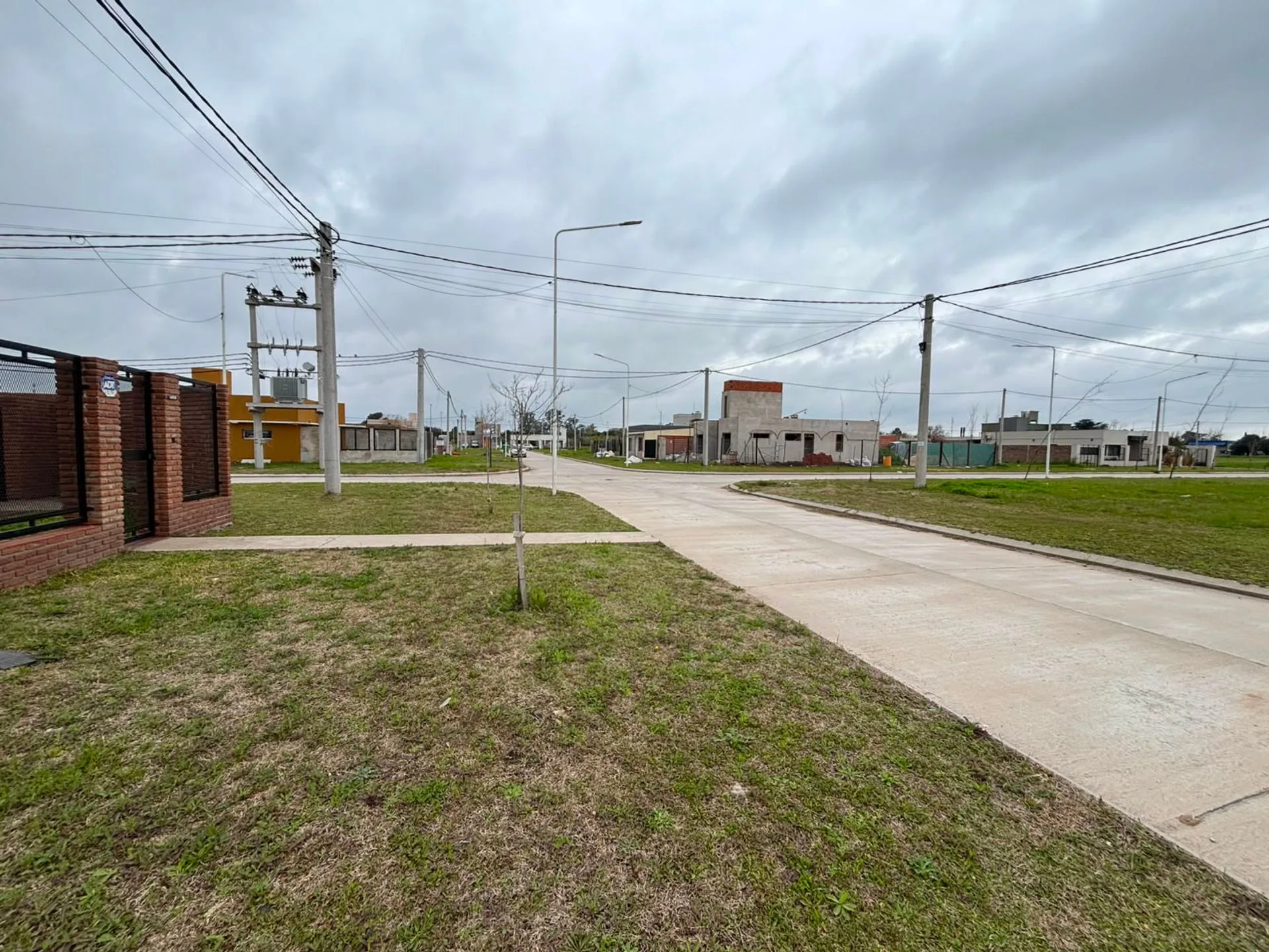 VENTA LOTE ESTACIÓN ALVEAR 2. EXCELENTE UBICACIÓN foto 5