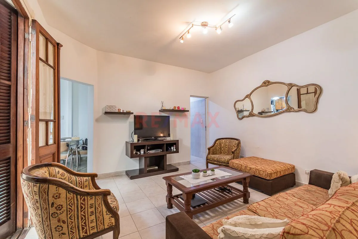 VENTA PH 4 AMBIENTES CON PATIO Y TERRAZA PROPIA foto 5