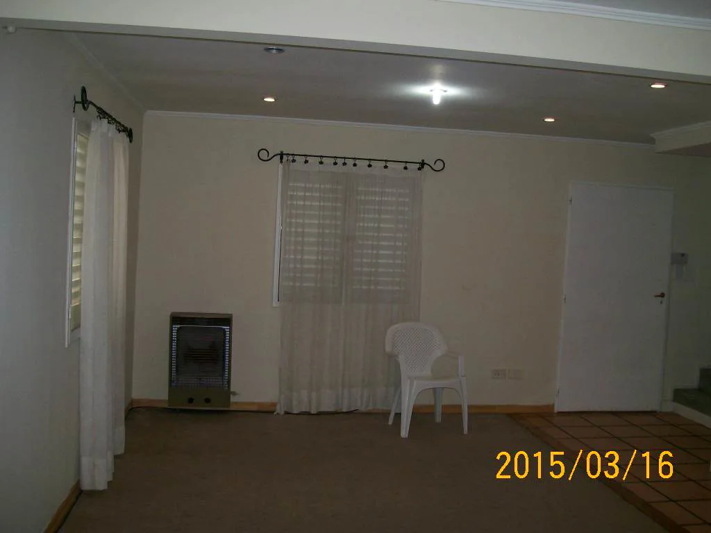 CASA 3 DORMITORIOS – B A.G.P. – ISLA TRINIDAD AL 800 foto 3