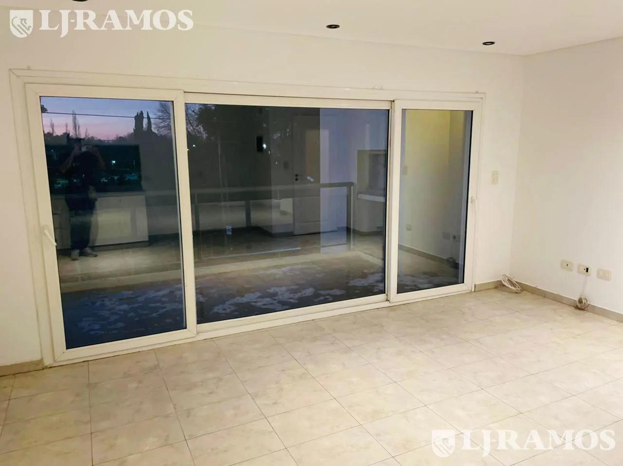 DEPARTAMENTO EN VENTA TERRAZAS DEL LAGO - DEPARTAMENTO EN  VENTA U$S 85.000.- DT Piso 2 Departamento B foto 4