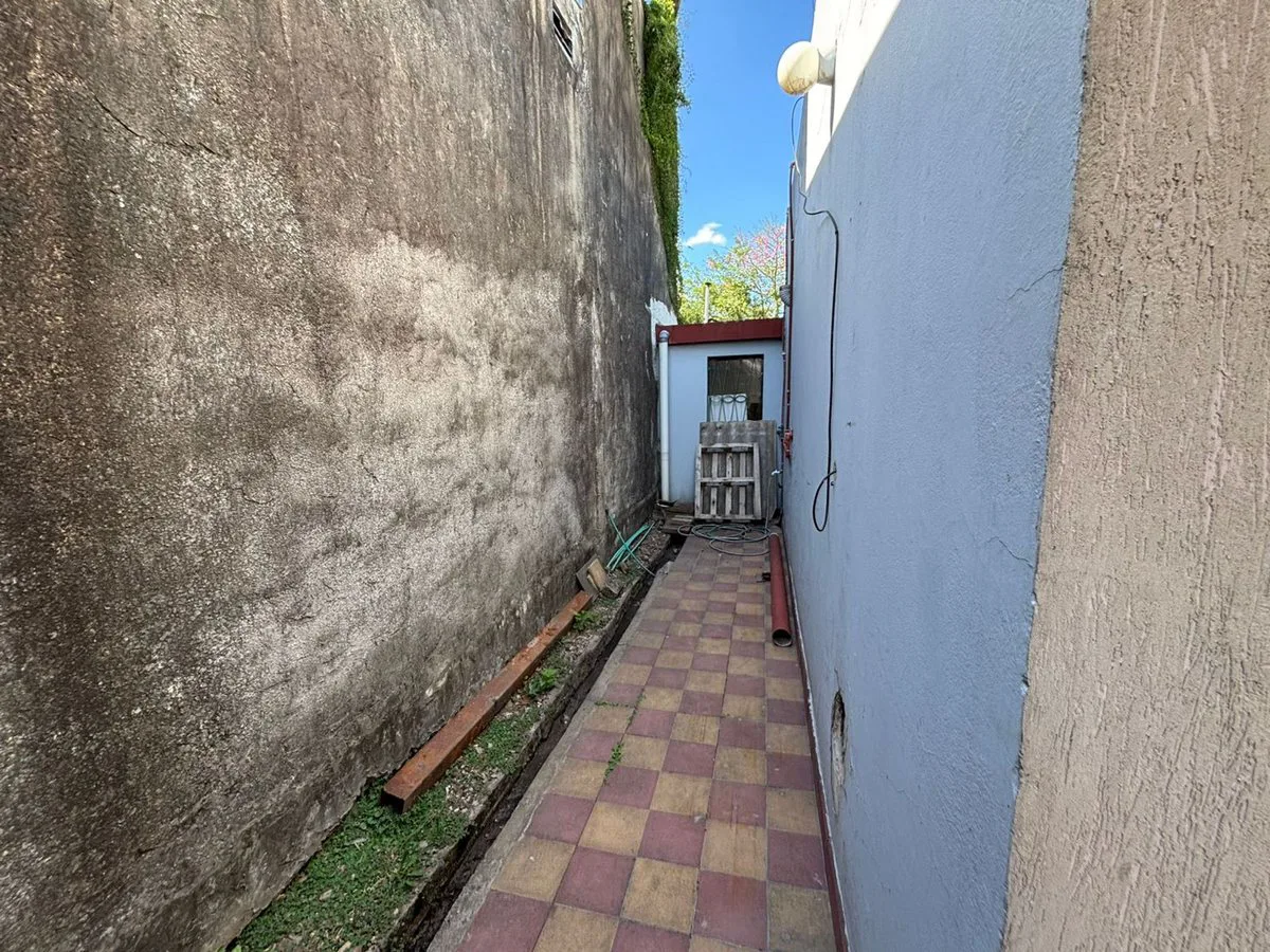VENTA DE CASA EN BARRIO TRUJUY MORENO foto 3