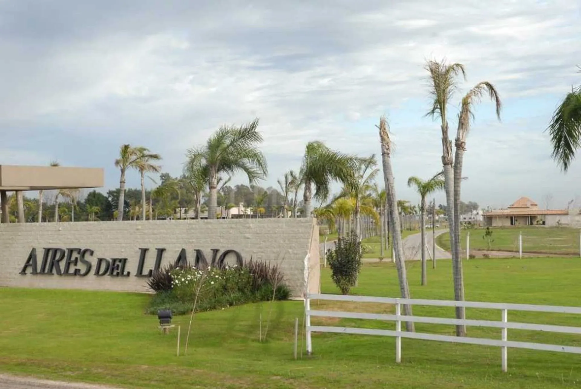 LOTE EN VENTA EN AIRES DEL LLANO foto 3