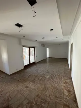 Excelente local más departamento en venta foto 4