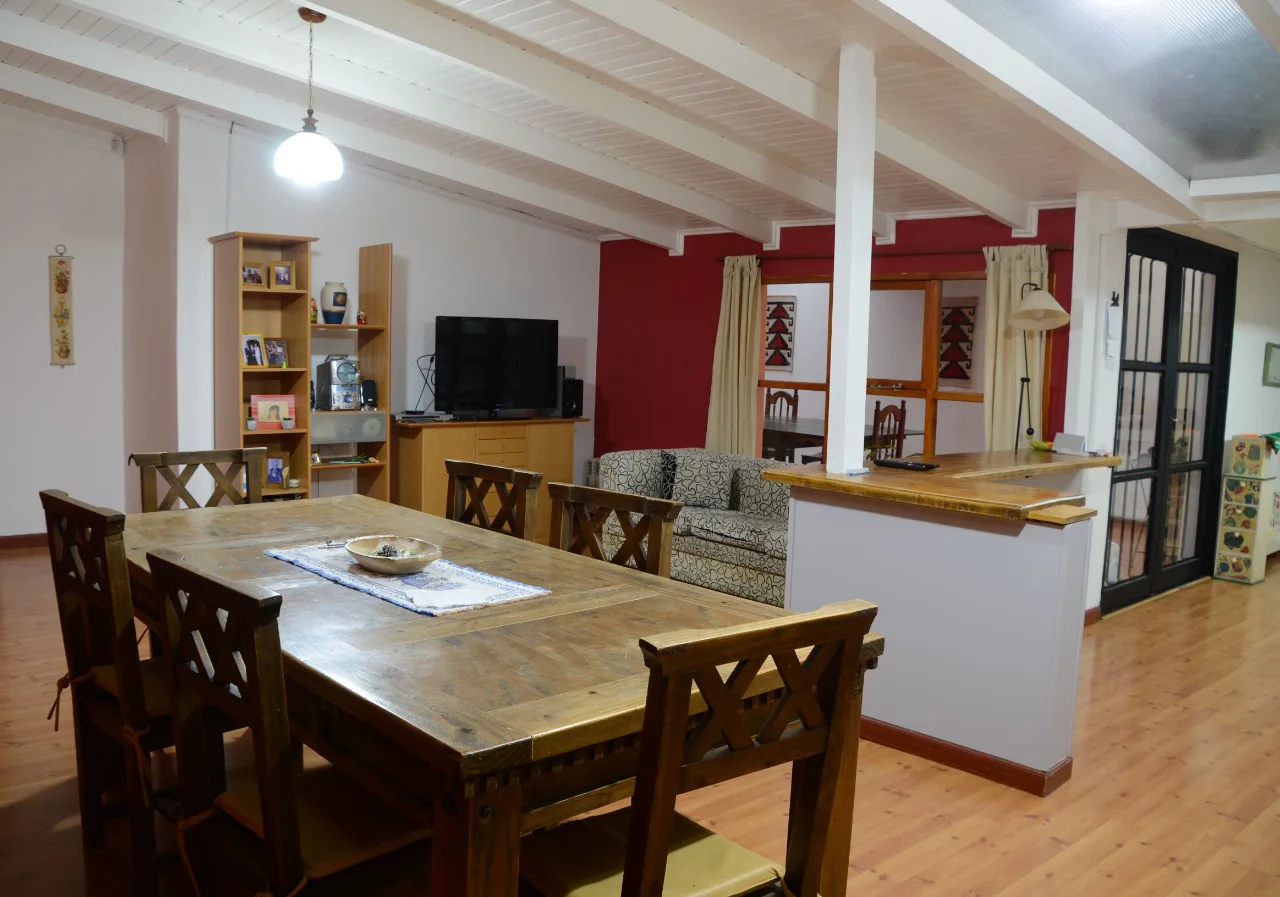 VENTA CASA + DEPARTAMENTO – BARRIO MUTUAL foto 4
