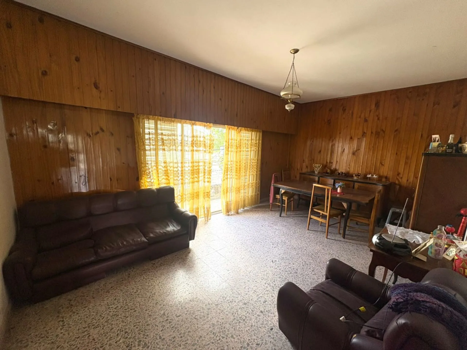 VENTA-CASA-4 AMB CON GALPON- EL PALOMAR foto 2