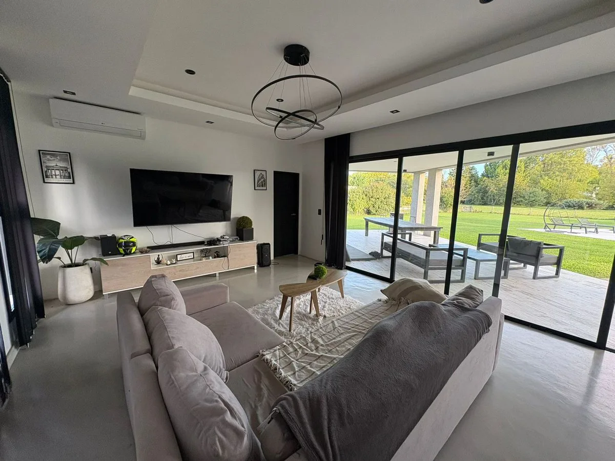 CASA 5 AMBIENTES VENTA HARAS SAN PABLO G. RODRIGUE foto 5