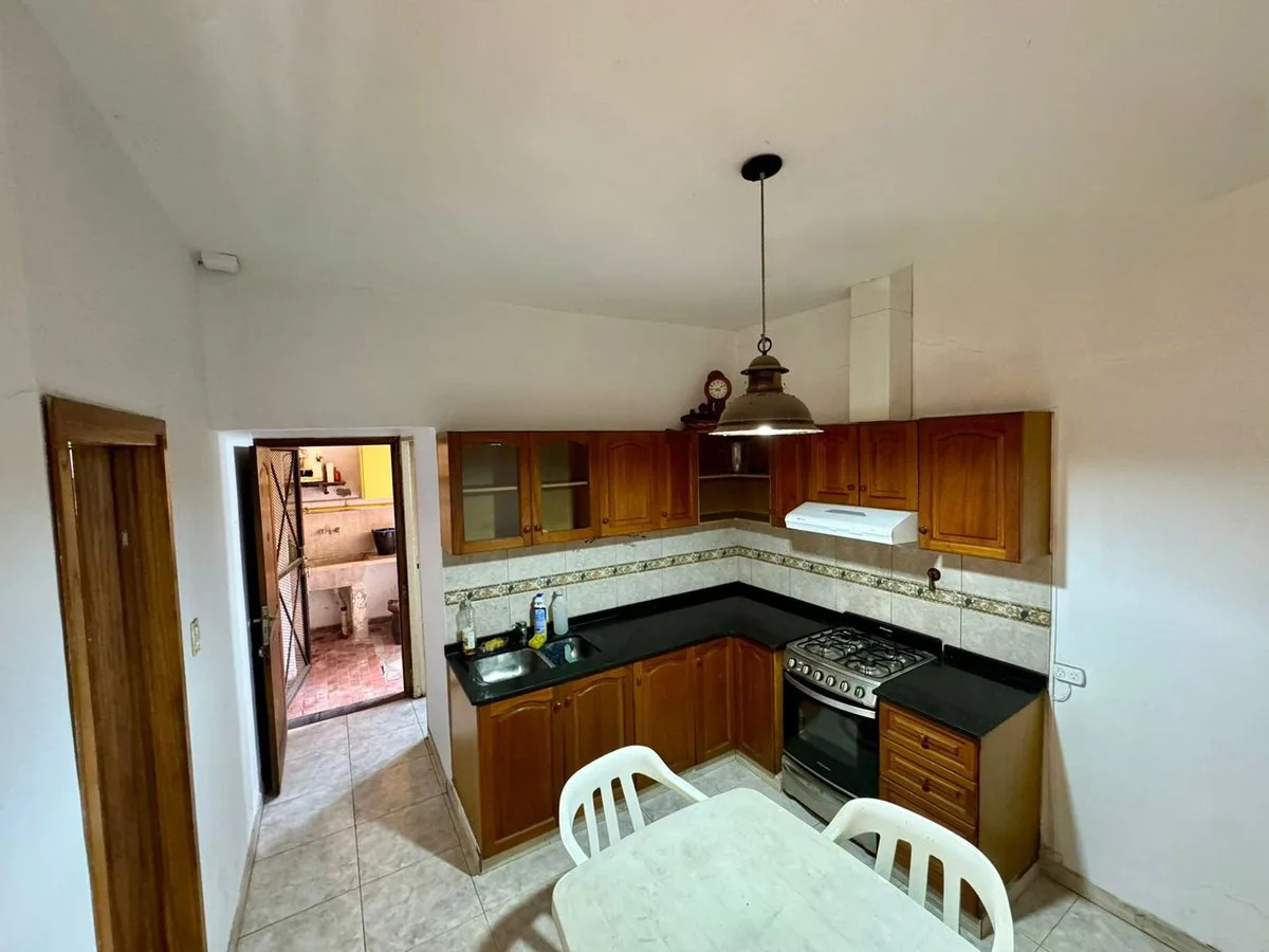 OPORTUNIDAD. Casa + lote en venta foto 5