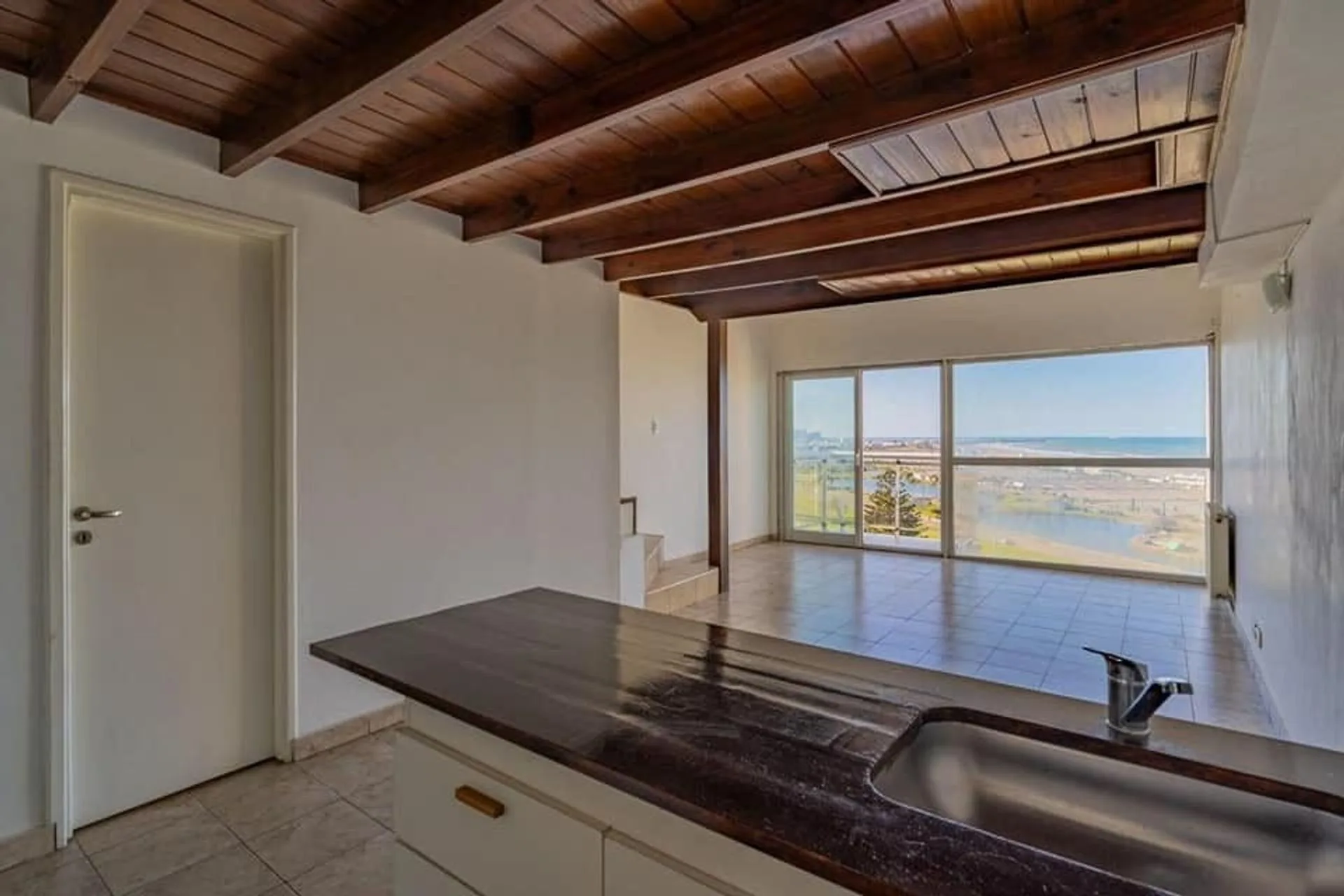 VENTA  2 AMBIENTES con BALCON AL MAR PANORAMICO foto 5