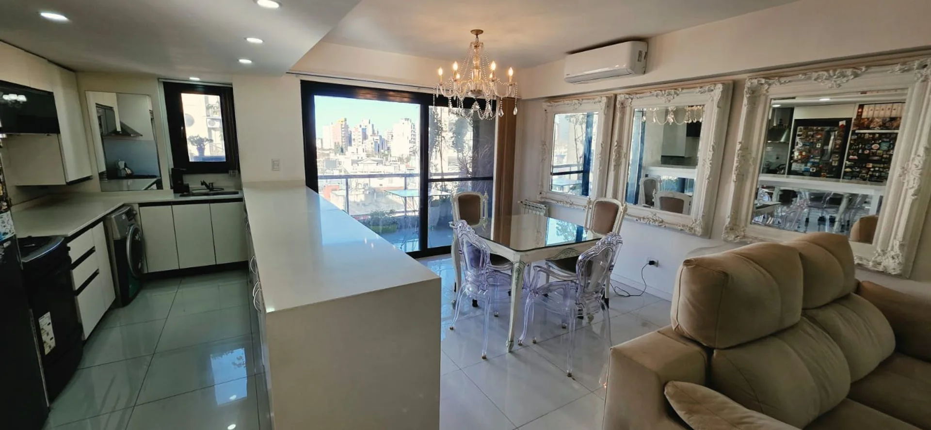 VENTA DEPTO 3 AMB EN LANÚS CON COCHERA Y BALCÓN foto 2
