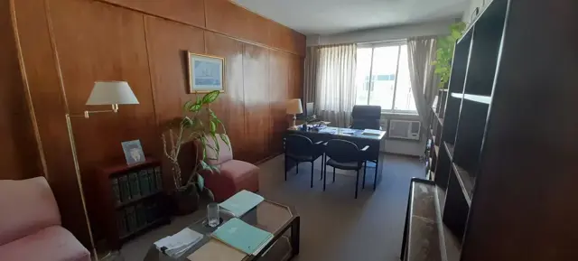 VENTA DE OFICINA 3 AMBIENTES CON BAÑO TRIBUNALES
