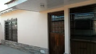 Alquiler de Departamento tipo casa en Adrogué foto 2