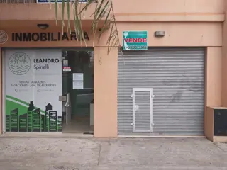 2 Locales en Venta juntos o por separado Alma Fuerte 1904.Castelar foto 3