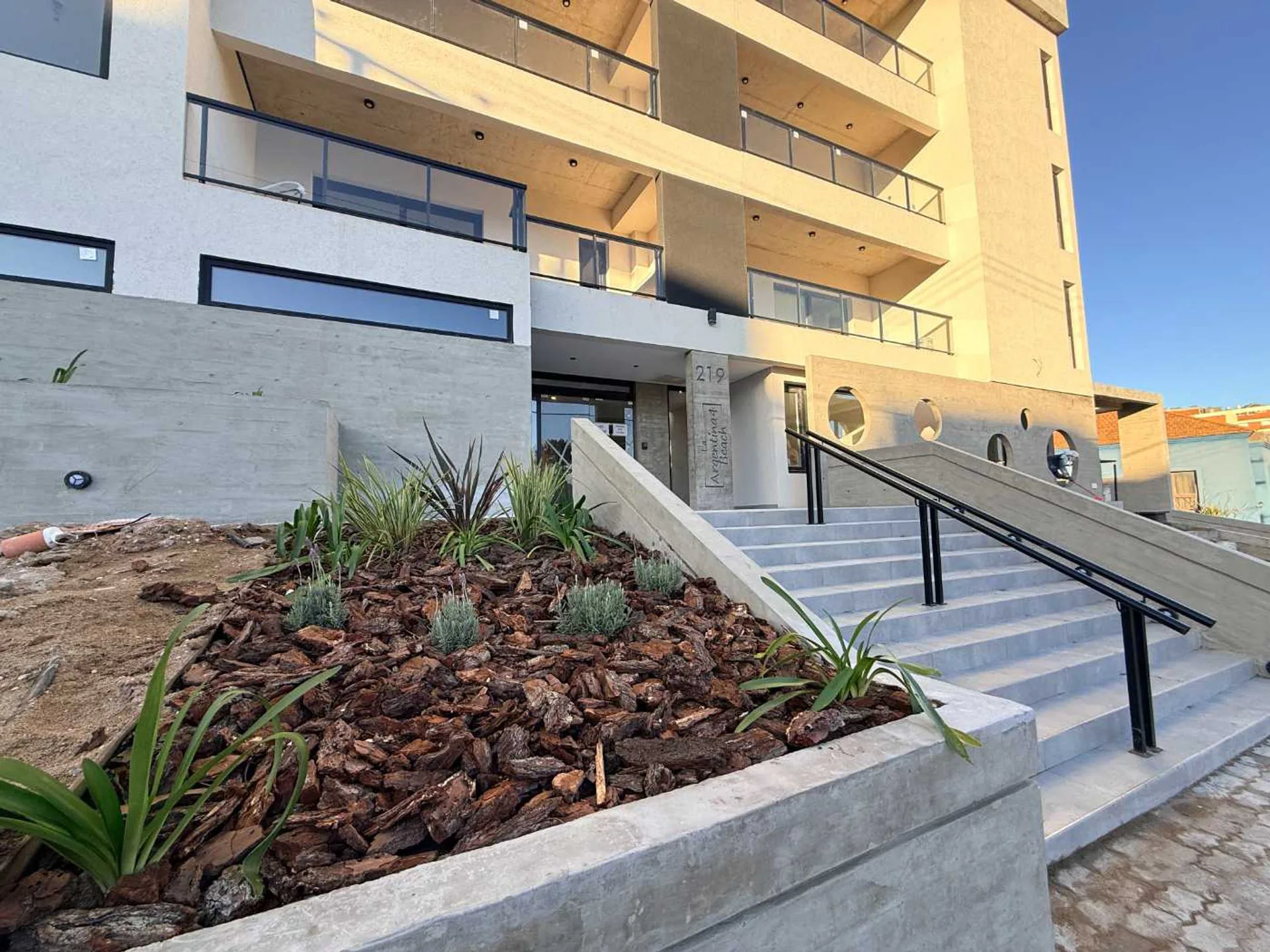 Departamento en VENTA en Pinamar A ESTRENAR foto 2