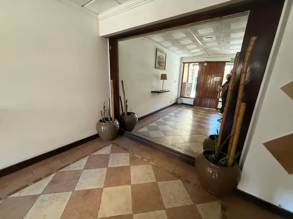 VENTA DEPARTAMENTO 2 AMBIENTES CON COCHERA foto 4