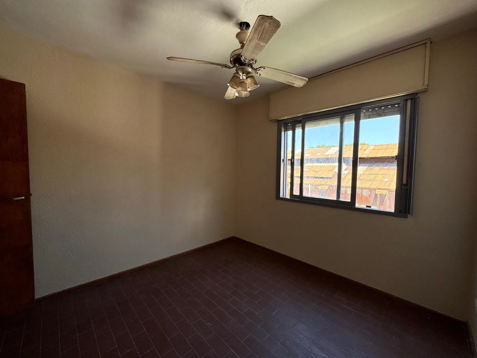 Av. Francia 300 - Departamento de un dormitorio en venta - Rosario, Pichincha foto 5