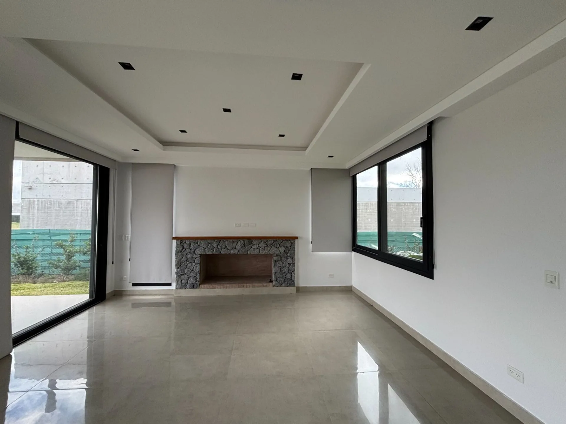 Excelente Casa en Barrio Marinas Puertos Escobar foto 5