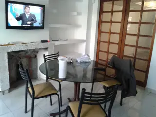 Venta Casa Céntrica,  5 dormitorios foto 4