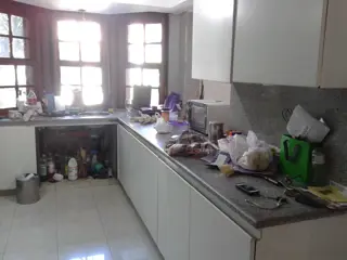 Venta Casa Céntrica,  5 dormitorios foto 5