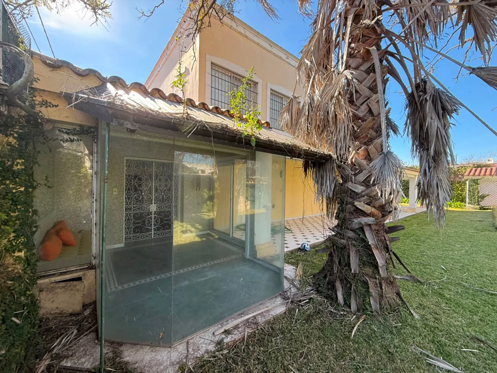 VENTA CASA, 4 DORMITORIOS, BARRIO JOSE HERNANDEZ foto 3