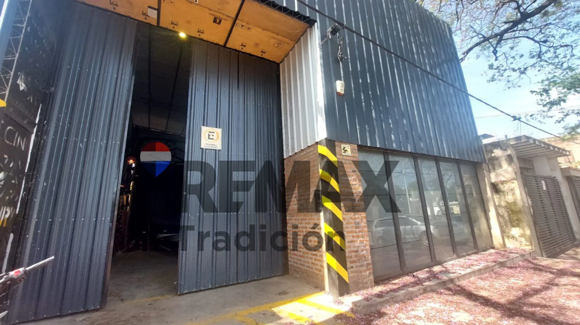 Venta de Galpón Macrocentro Resistencia foto 2
