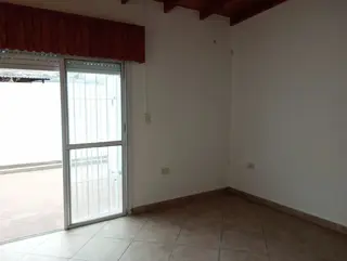 Venta de dúplex en Llavallol foto 2