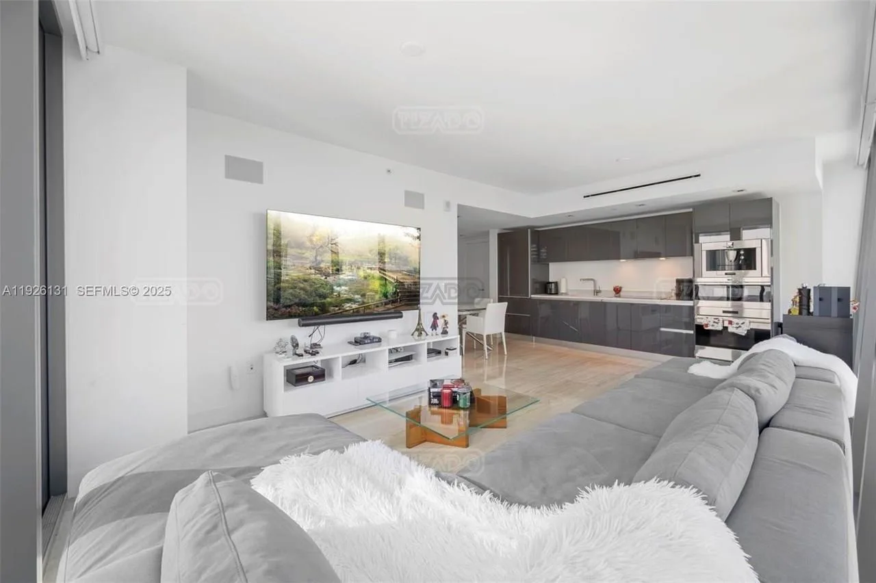 1451 Brickell Ave 1400 foto 5