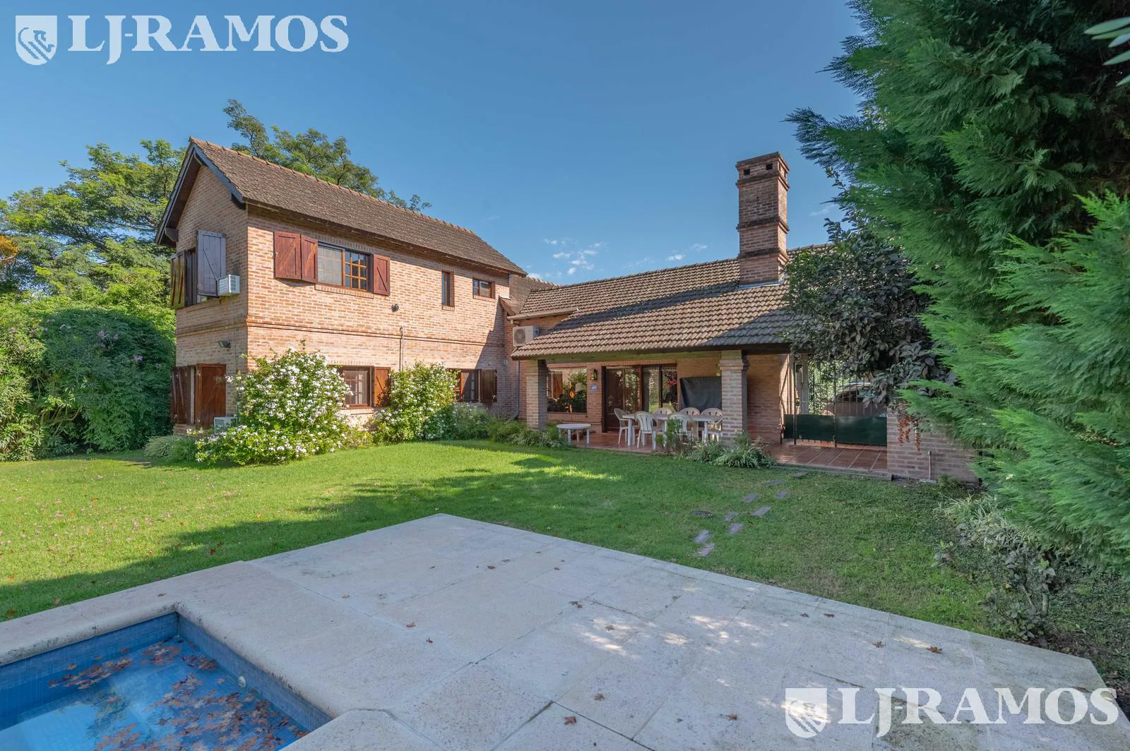 Venta. Clasica Casa. En Barrio EL Estribo. Km 38,5 Panam. ramal PILAR foto 5