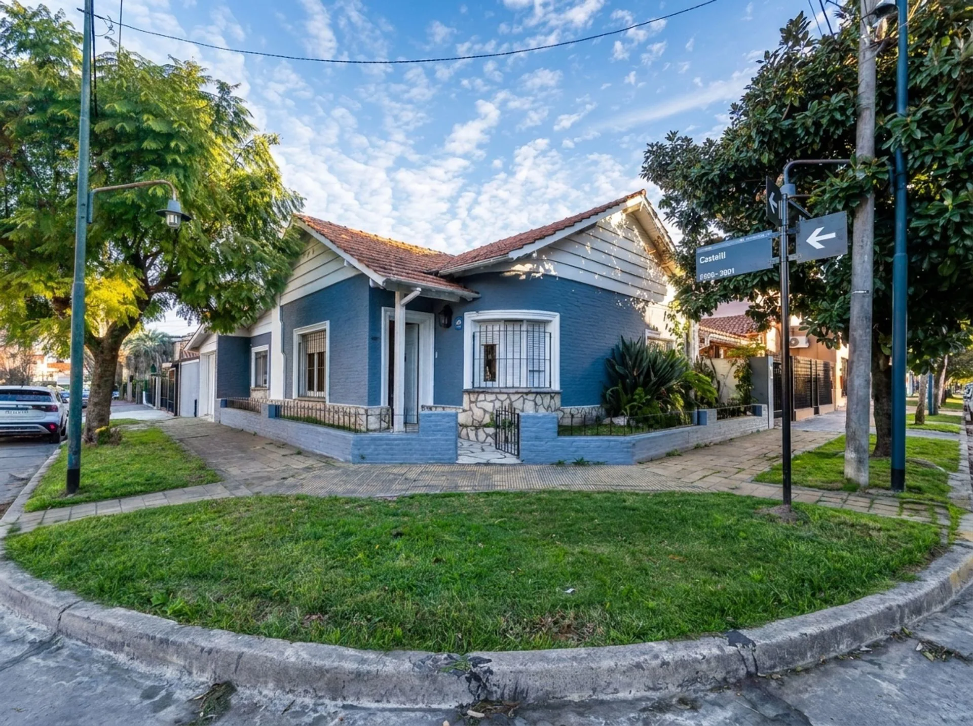 Venta Casa 3 Ambientes Martínez c/Pileta y cochera foto 5