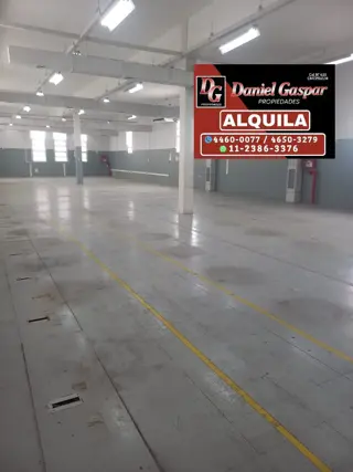 ALQUILER - EXCELENTES OFICINAS DE 200 M2 EN PARQUE INDUSTRIAL - FLORIDA OESTE foto 1