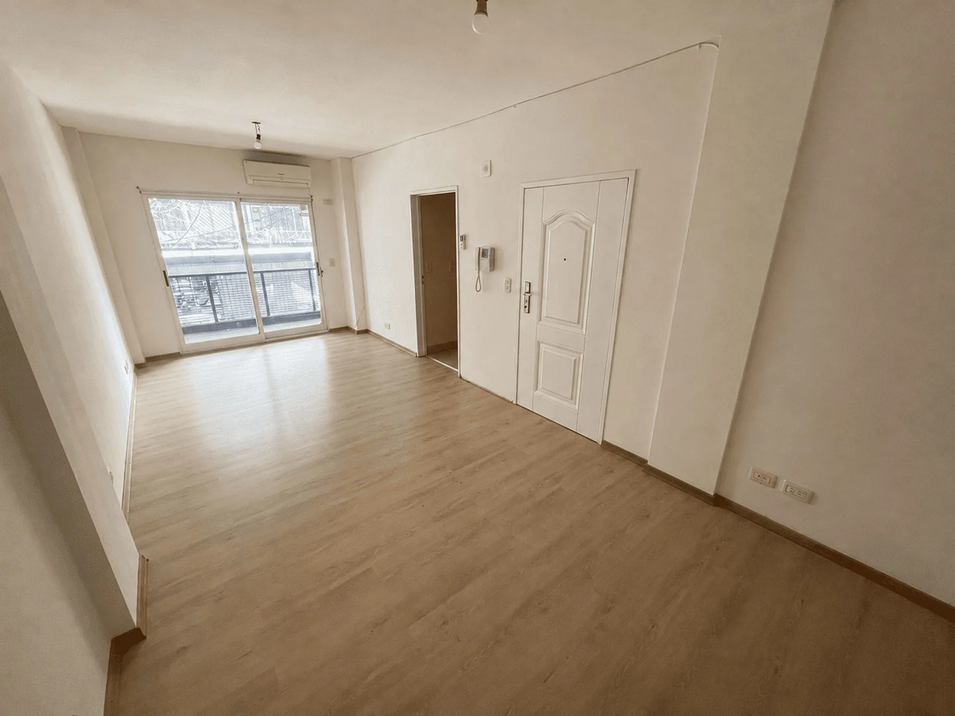 Venta dpto 3 amb moderno en Caballito financiación