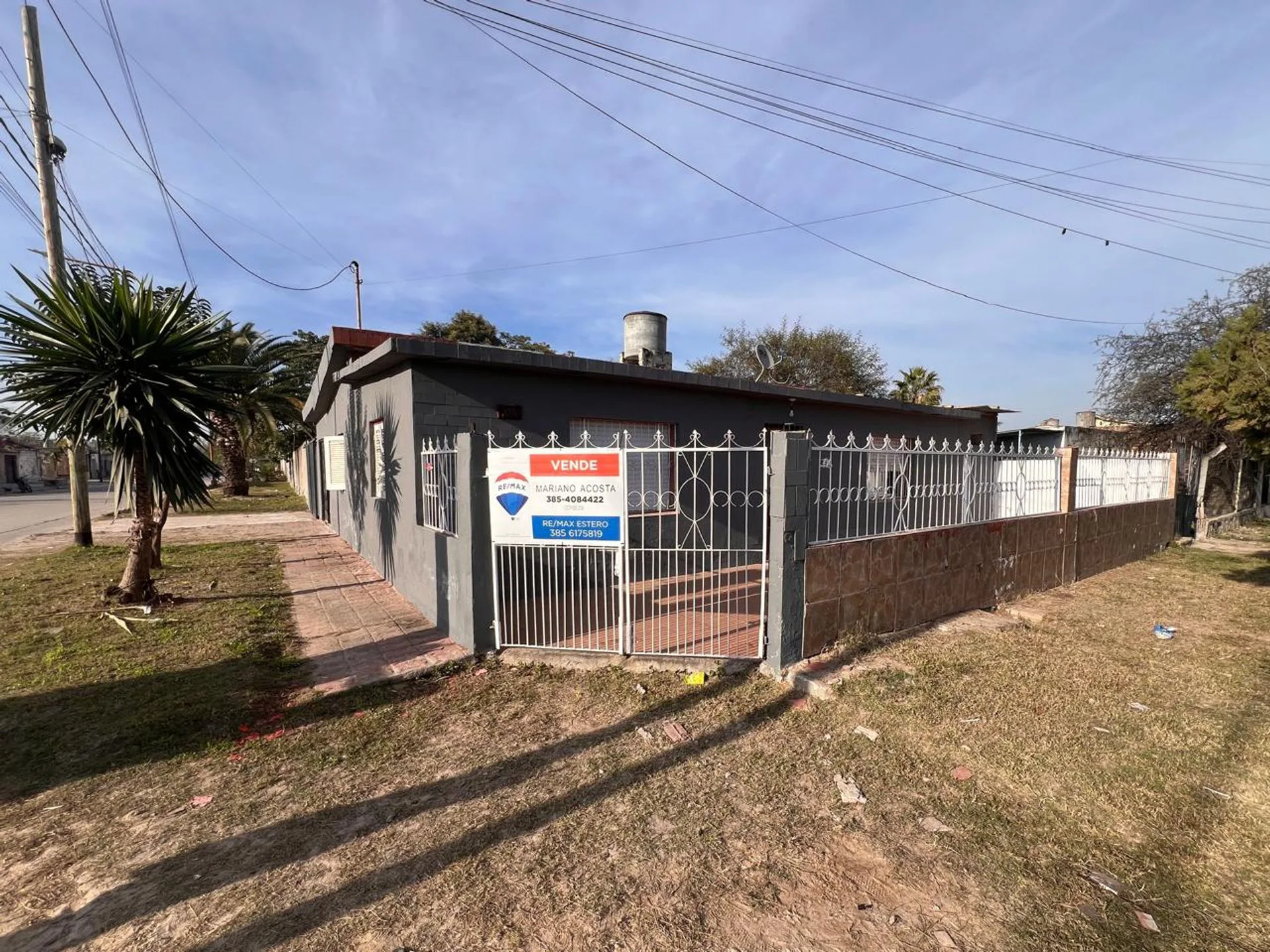 VENTA DE CASA 3 DORMITORIOS EN TERMAS DE RIO HONDO