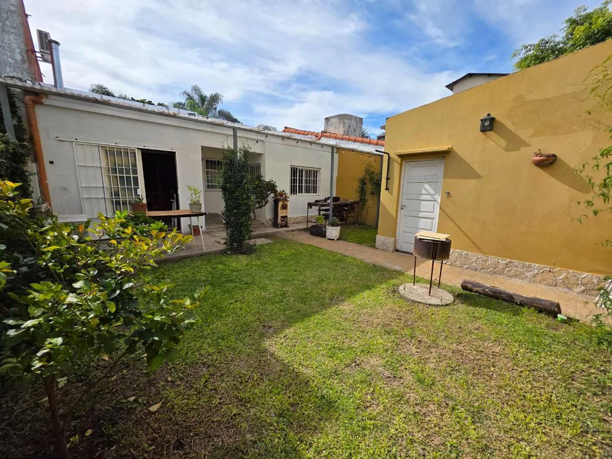 VENTA CASA 3 AMBIENTES MORON - APTO CRÉDITO foto 5