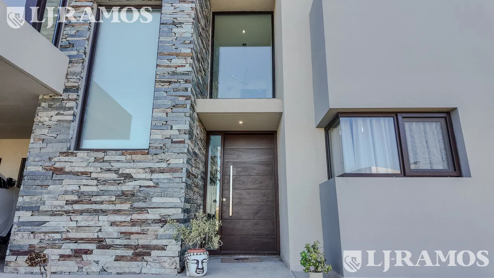 Venta de casa 4 ambientes  en Canton Islas PG foto 4
