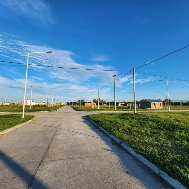 VENTA LOTE DE TERRENO 300M2 ESTACION ALVEAR 3
