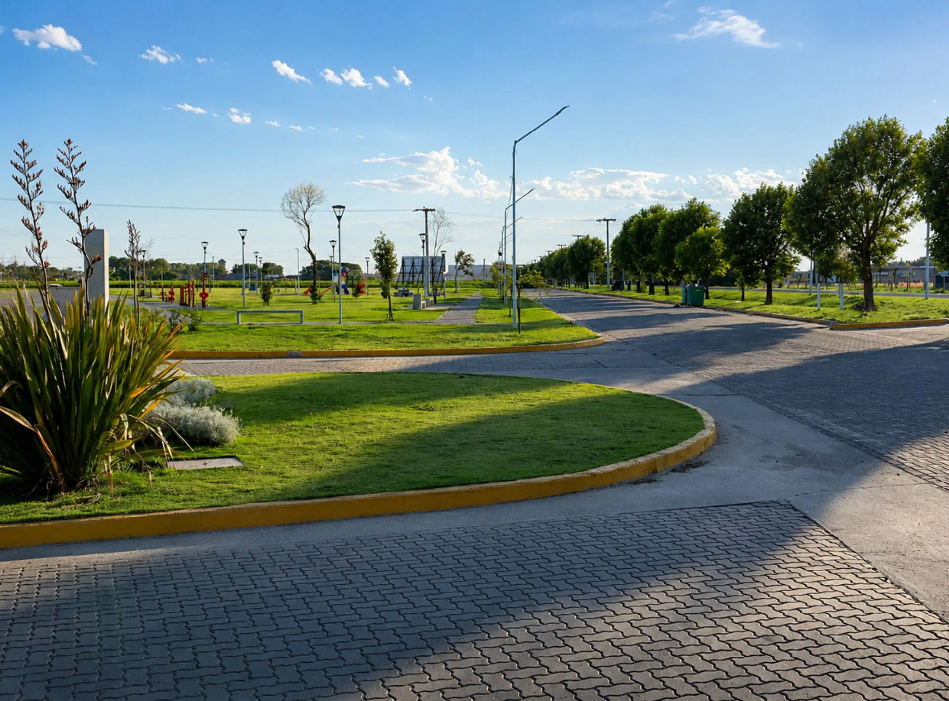 VENTA LOTE DE TERRENO 300M2 ESTACION ALVEAR 3 foto 2