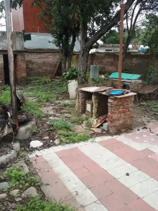 VENDO CASA DE TRES DORMITORIOS EN Bº LICEO PRIMERA SECCION foto 1