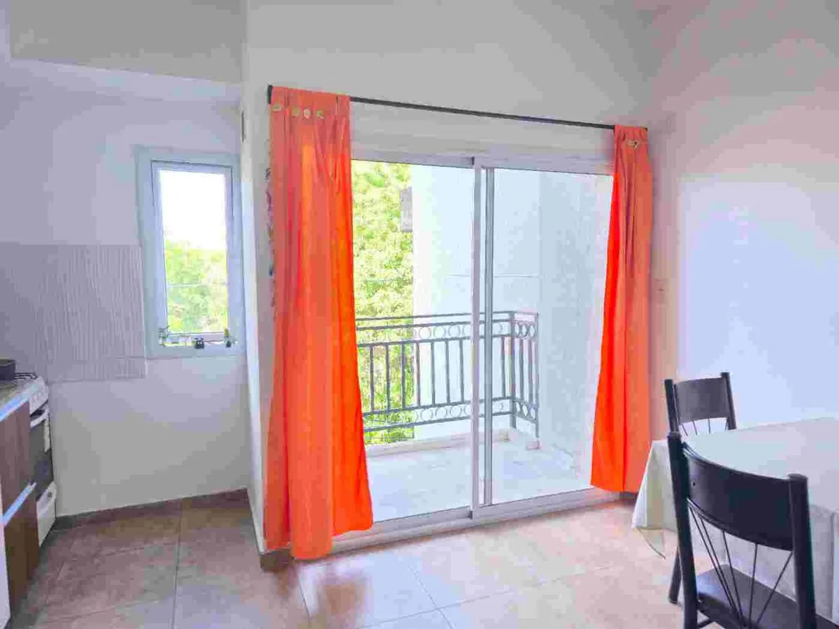 VENTA 2AMB SAN MARTIN C/BALCON, COCH/CUB, APT PROF foto 2