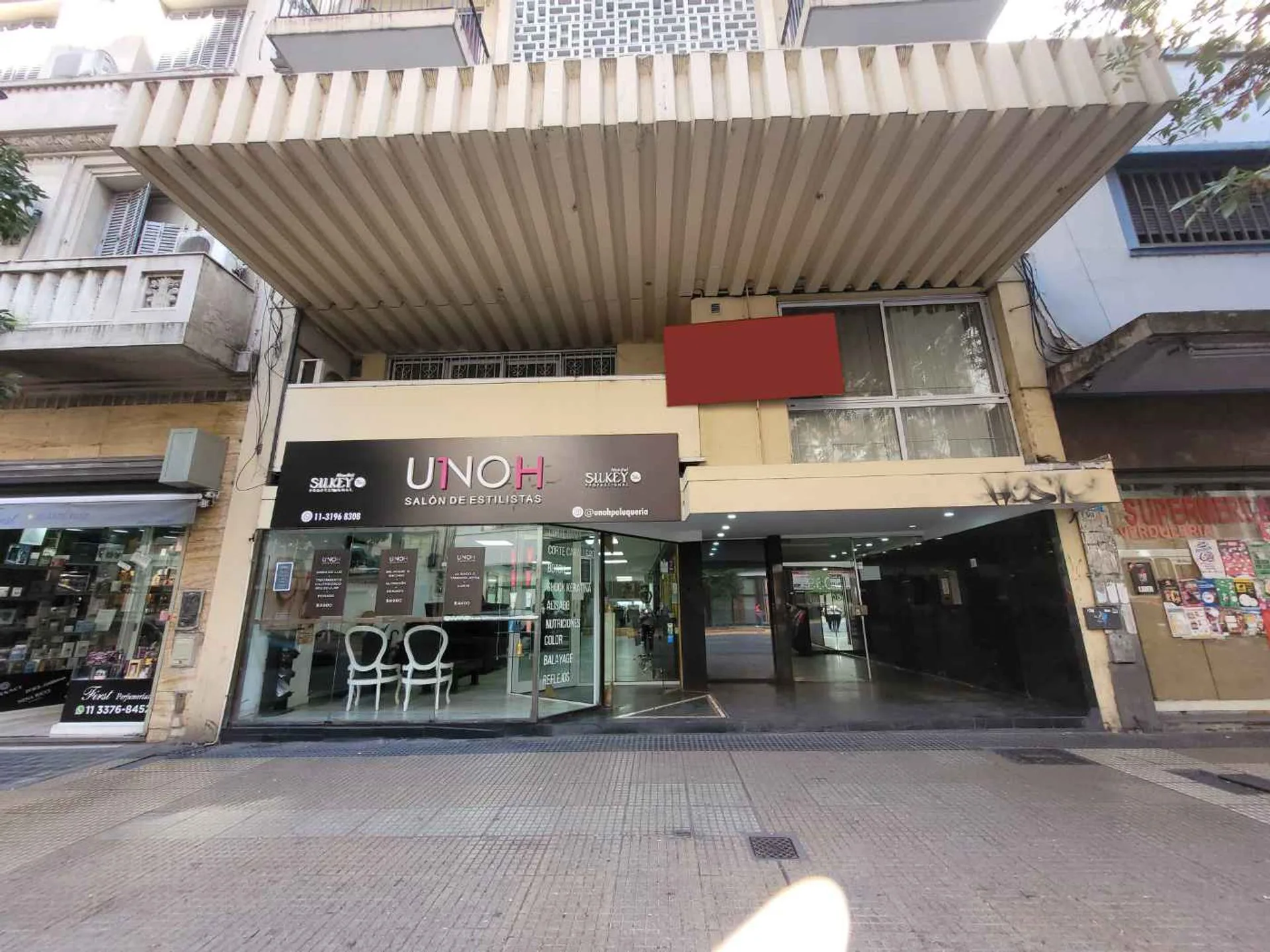 ALQULER  LOCAL 80 M2  EN AV CÓRDOBA foto 2