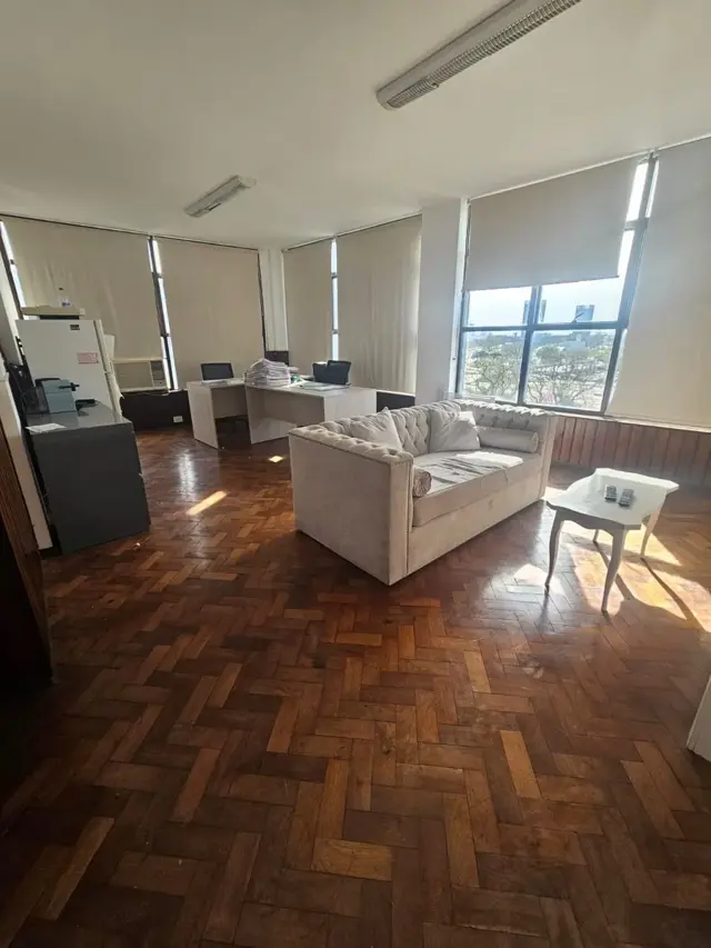 OFICINA EN VENTA EN ZONA CENTRO