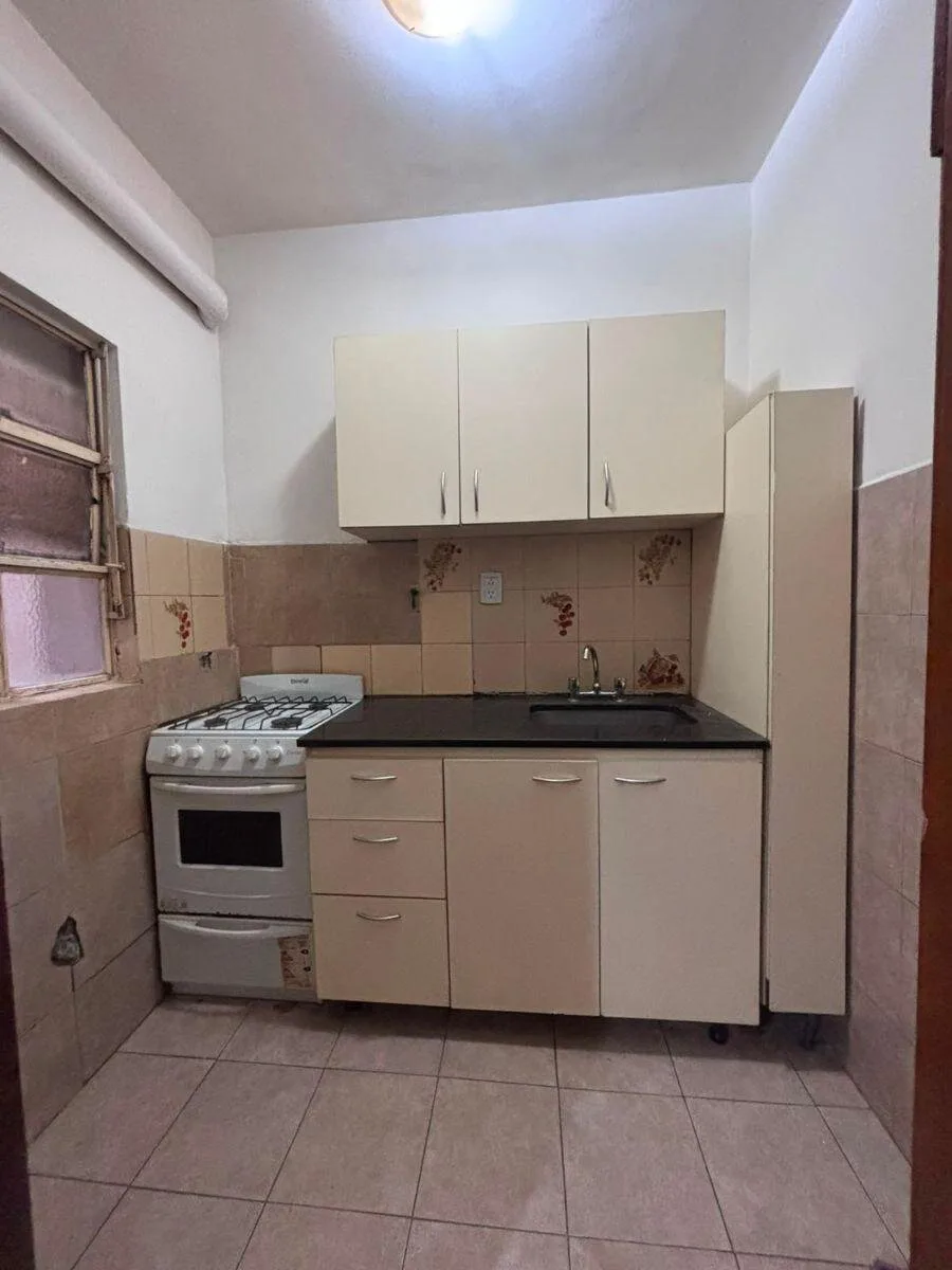 Alquiler de Departamento de 2 Ambientes en Almagro foto 2
