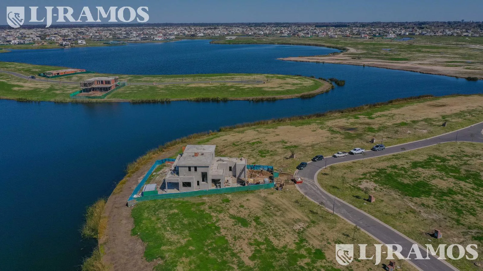 Terreno en Puertos del Lago - BARRIO AMARRAS foto 2