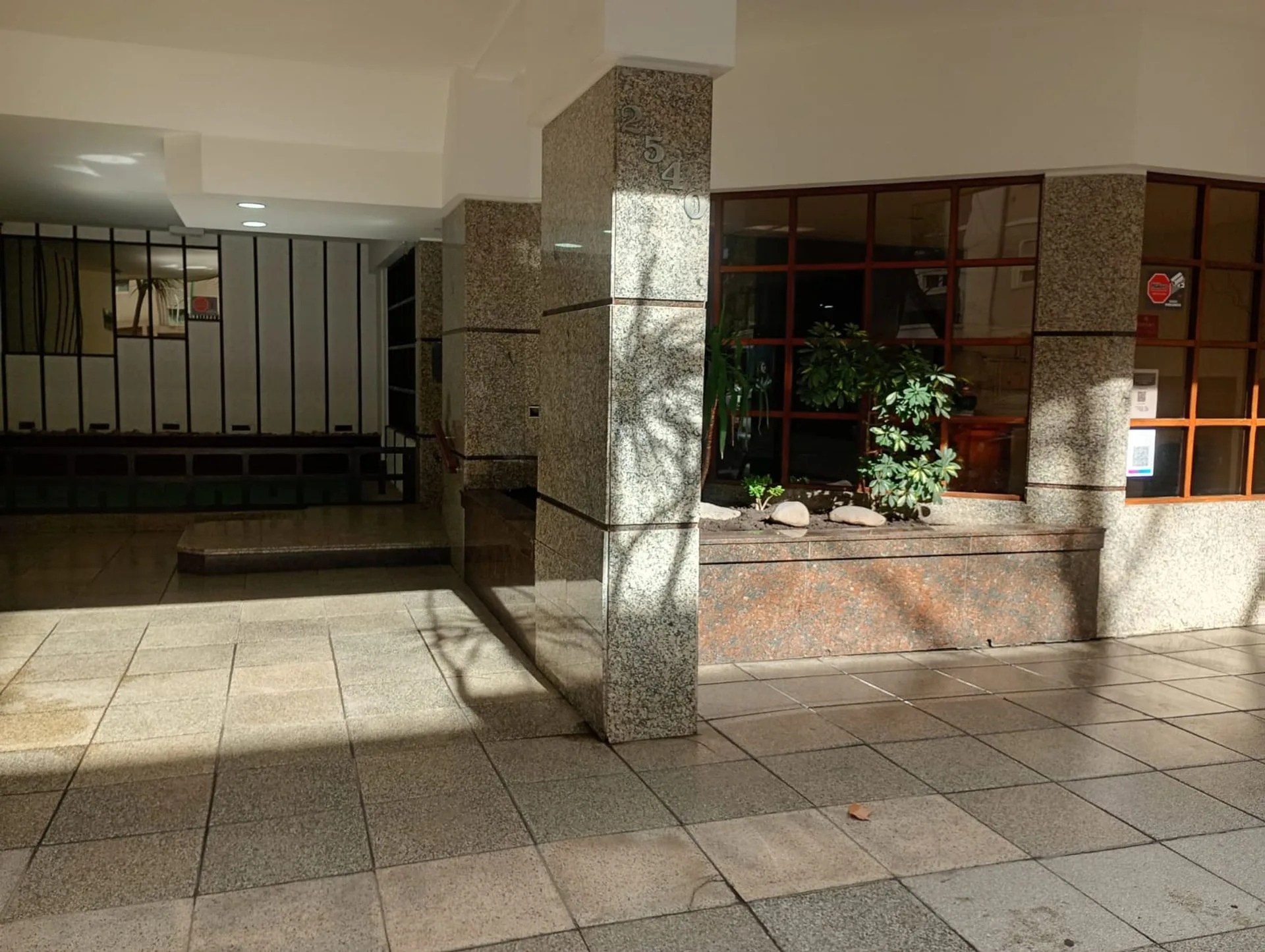 VENTA DEPTO 2 AMB PLAZA MITRE - APTO CREDITO. foto 2