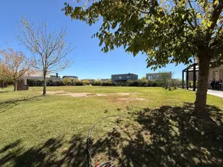 Acacias - Puertos del Lago. Escobar foto 1
